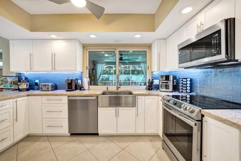 3460 NE 17th Terrace, Oakland Park FL - photo 13 of 35