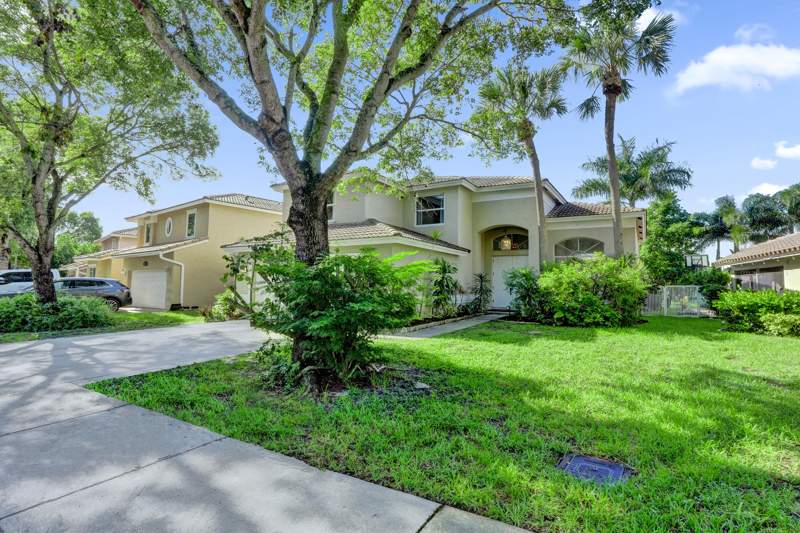4 bedroom Single Family Residence at 4032 NW 63rd Street, Cocobay, Coconut Creek — photo 3
