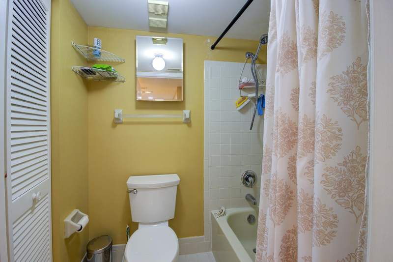 2 bedroom Condominium at 9170 SW 14th Street #4107, Patios Of Boca Barwood Condo, Boca Raton — photo 3