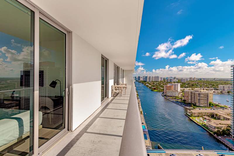 3 bedroom Condominium at 4010 S Ocean Drive #R2404, 4010 South Ocean Condo, Hollywood — photo 3