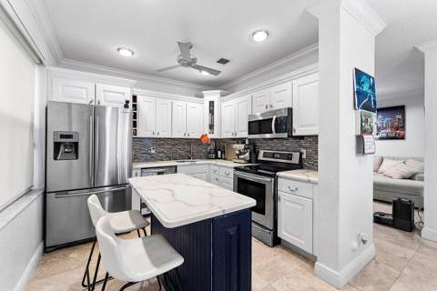 16856 SW 1st Place, Pembroke Pines FL - photo 12 of 36
