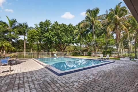 120 Sparrow Drive #304, Royal Palm Beach FL - photo 20 of 87