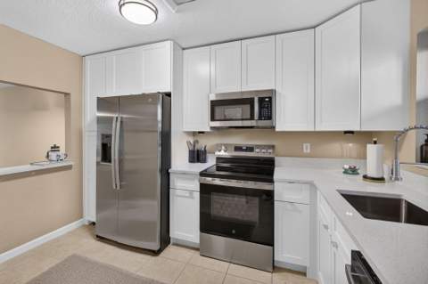 120 Sparrow Drive #304, Royal Palm Beach FL - photo 24 of 87