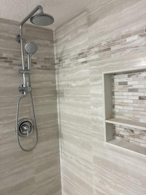 1000 Crestwood Court #1005, Royal Palm Beach FL - photo 10 of 23
