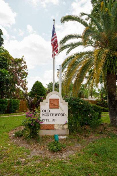 636 35th Street, West Palm Beach FL - photo 16 of 19