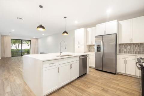 3764 Lambert Avenue, West Palm Beach FL - photo 12 of 25