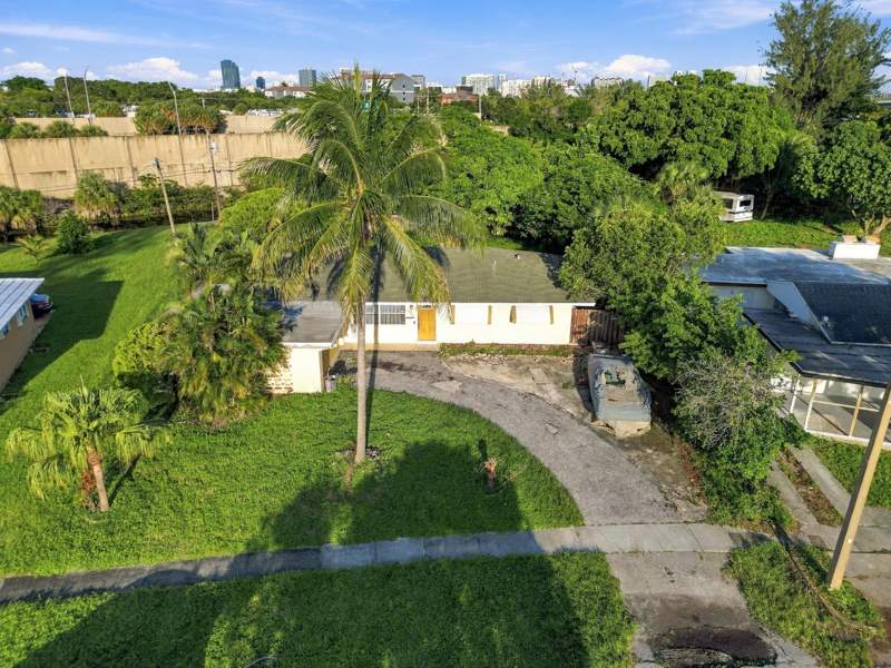 3 bedroom Single Family Residence at 430 N Ware Drive, Palm Beach Lakes South, West Palm Beach — photo 2