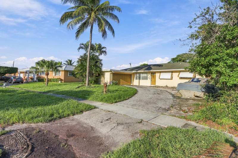 3 bedroom Single Family Residence at 430 N Ware Drive, Palm Beach Lakes South, West Palm Beach — photo 3