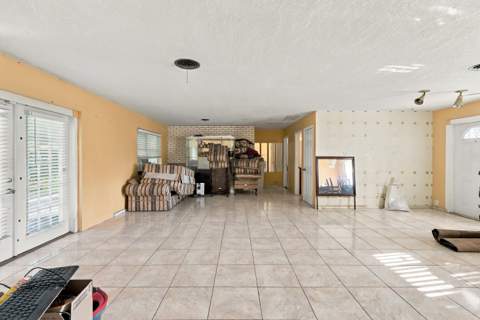 430 N Ware Drive, West Palm Beach FL - photo 13 of 32