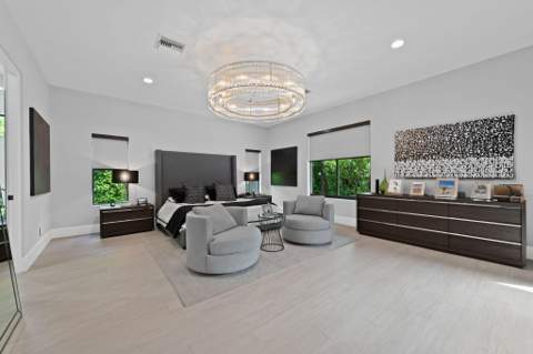 2424 NE 27th Avenue, Fort Lauderdale FL - photo 13 of 40