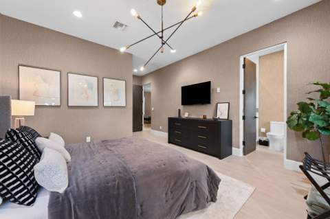2424 NE 27th Avenue, Fort Lauderdale FL - photo 19 of 40