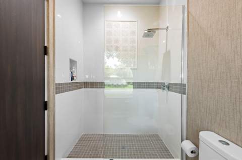 2424 NE 27th Avenue, Fort Lauderdale FL - photo 21 of 40