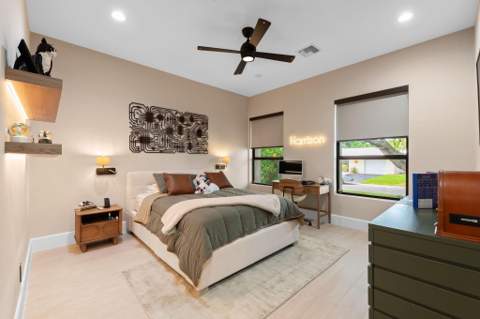 2424 NE 27th Avenue, Fort Lauderdale FL - photo 23 of 40