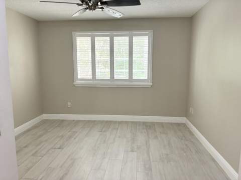 1000 Crestwood Court #1005, Royal Palm Beach FL - photo 14 of 23
