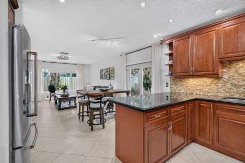 10531 NW 11th Court, Plantation FL - photo 16 of 54