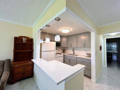 350 Horizons E #106, Boynton Beach FL - photo 11 of 41