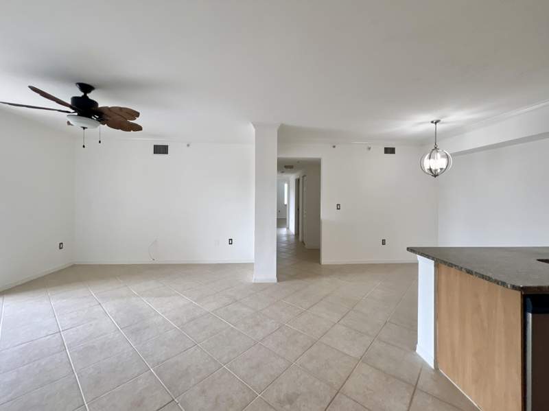 3 bedroom Condominium at 6400 Emerald Dunes Drive #104, Villas At Emerald Dunes Condo, West Palm Beach — photo 3