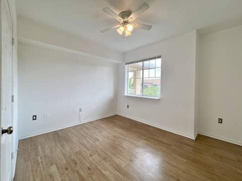 6400 Emerald Dunes Drive #104, West Palm Beach FL - photo 20 of 23