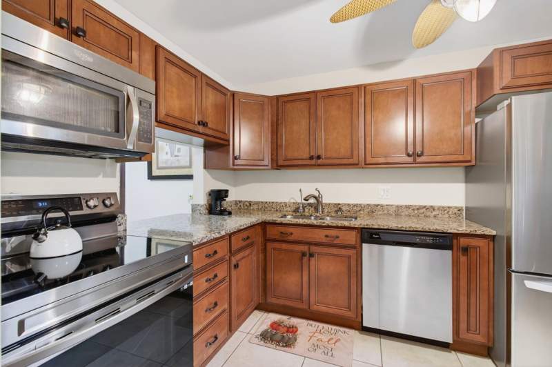 2 bedroom Villa at 136 Lake Rebecca Drive, Golden Lakes Village Condo H, West Palm Beach — photo 5