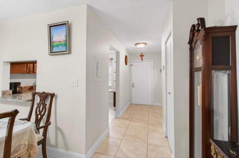 136 Lake Rebecca Drive, West Palm Beach FL - photo 18 of 64