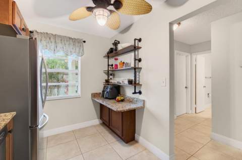 136 Lake Rebecca Drive, West Palm Beach FL - photo 20 of 64