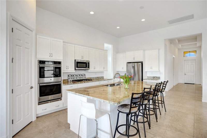 2 bedroom Single Family Residence at 9567 Karlberg Way, Parkland Royale, Parkland — photo 5