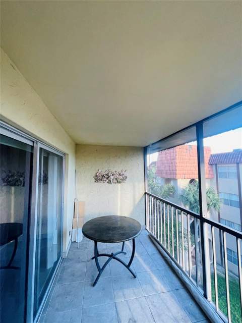 6300 S Falls Circle Drive #412, Lauderhill FL - photo 12 of 17