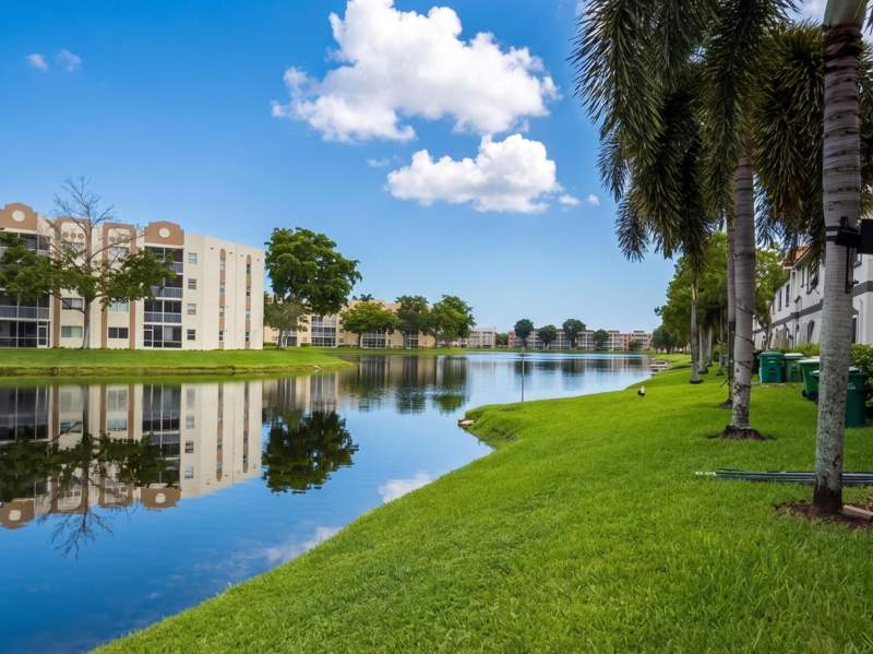 3 bedroom Townhouse at 7843 Catalina Circle, Kings Point Commercial Park, Tamarac — photo 3