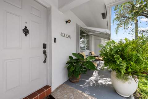6995 NW 10th Court, Margate FL - photo 12 of 38