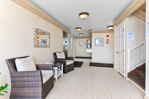3575 S Ocean Boulevard #305, South Palm Beach FL - photo 23 of 32