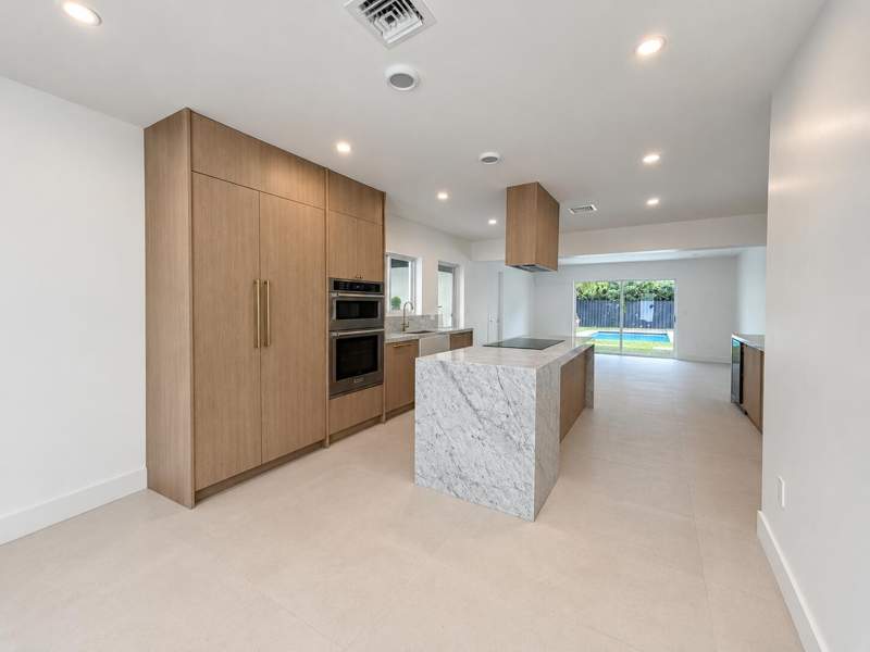 4 bedroom Single Family Residence at 1516 NE 15th Avenue, Poinsettia Heights, Fort Lauderdale — photo 4
