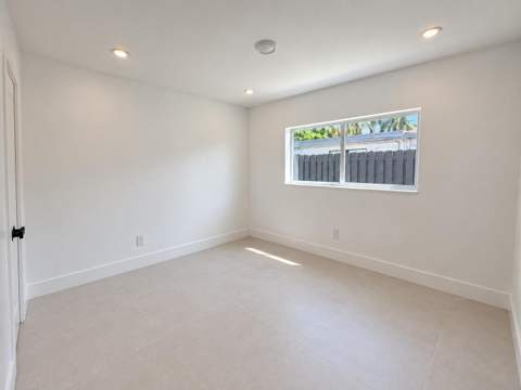 1516 NE 15th Avenue, Fort Lauderdale FL - photo 11 of 18