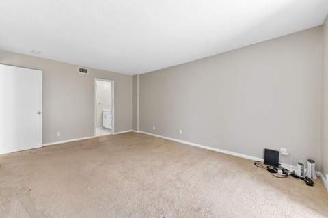 3575 S Ocean Boulevard #305, South Palm Beach FL - photo 14 of 32