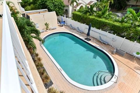 3575 S Ocean Boulevard #305, South Palm Beach FL - photo 22 of 32