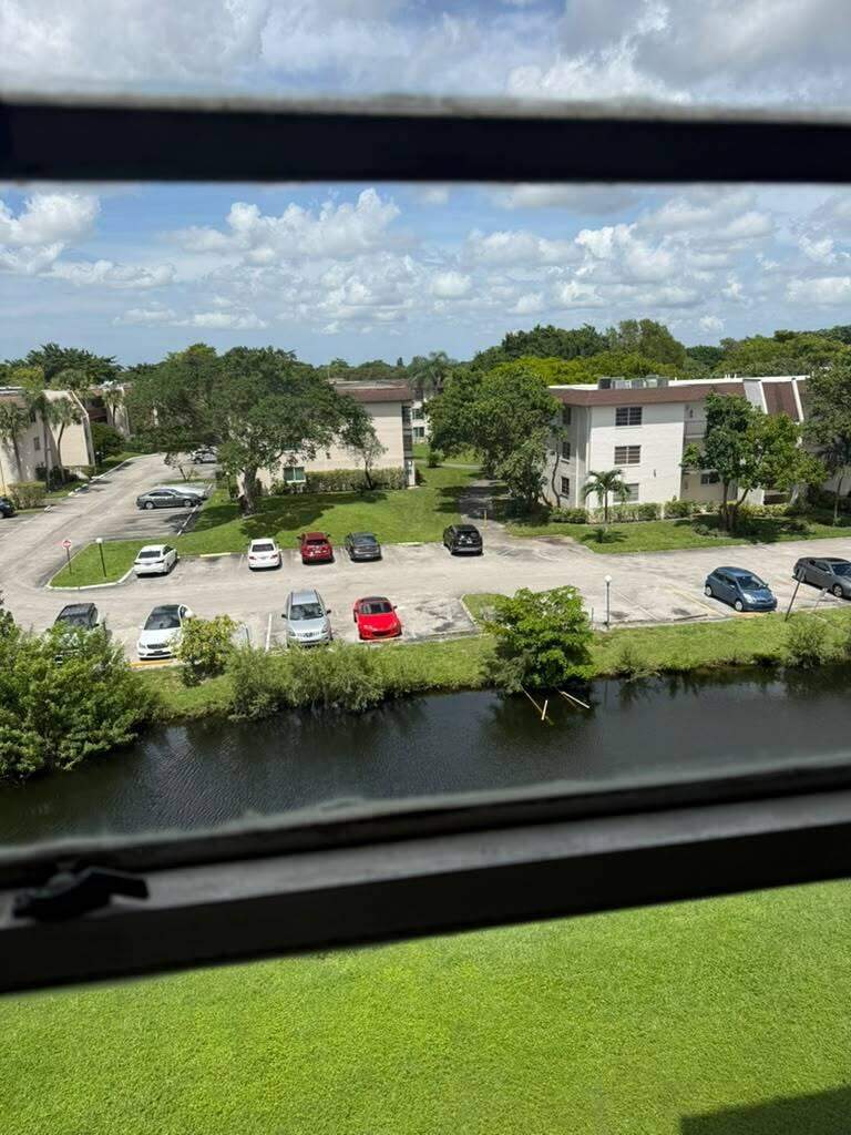 1 bedroom Condominium at 7521 NW 16th Street #4407, Village Square Condo, Plantation — photo 2