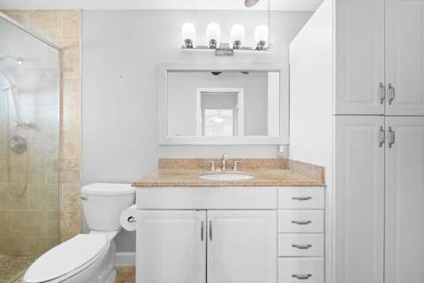 6995 NW 10th Court, Margate FL - photo 18 of 38