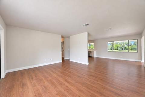 1697 SE Burgundy Lane, Port St. Lucie FL - photo 10 of 36