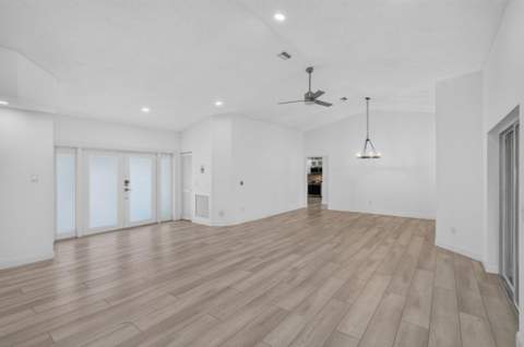 5642 Forest Oaks Terrace, Delray Beach FL - photo 6 of 45