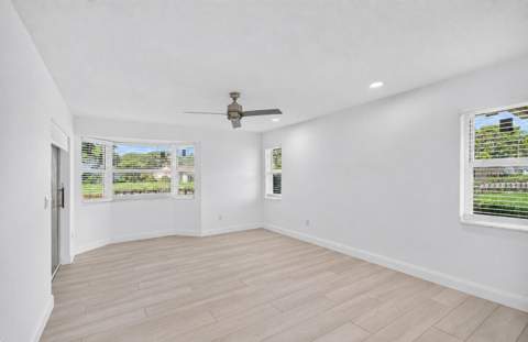 5642 Forest Oaks Terrace, Delray Beach FL - photo 15 of 45