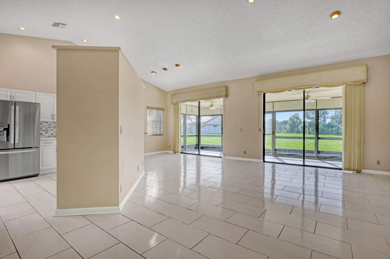 2 bedroom Townhouse at 7744 Lexington Club Boulevard, Lexington Club, Delray Beach — photo 5