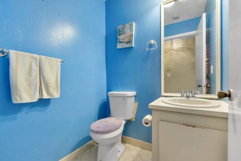 1469 Sussex Drive, North Lauderdale FL - photo 8 of 22