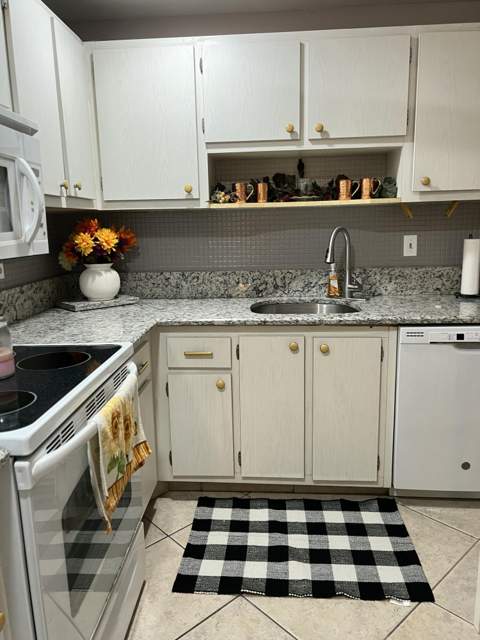 506 Davis Road #78, Palm Springs FL - photo 7 of 73