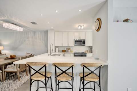 5355 10th Fairway Drive #2, Delray Beach FL - photo 10 of 83
