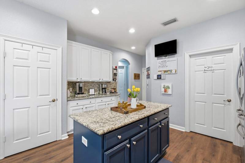 4 bedroom Single Family Residence at 5935 SE Crooked Oak Avenue, The Oaks, Hobe Sound — photo 5