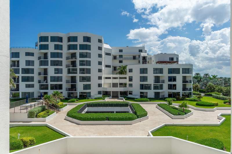 2 bedroom Condominium at 2565 S Ocean Boulevard #205n, Townhouses Of Highland Beach Condo, Highland Beach — photo 2