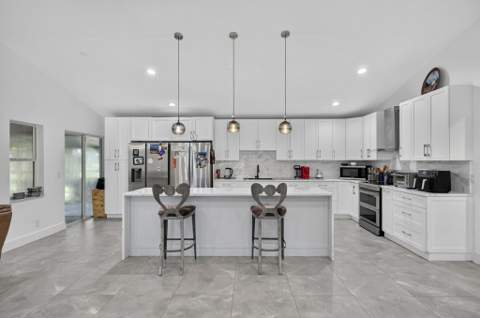 10920 Barn Road, Lake Worth FL - photo 12 of 56