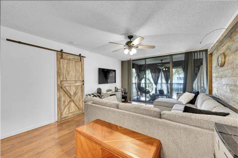 8592 W Sunrise Boulevard #Unit 206, Plantation FL - photo 7 of 21