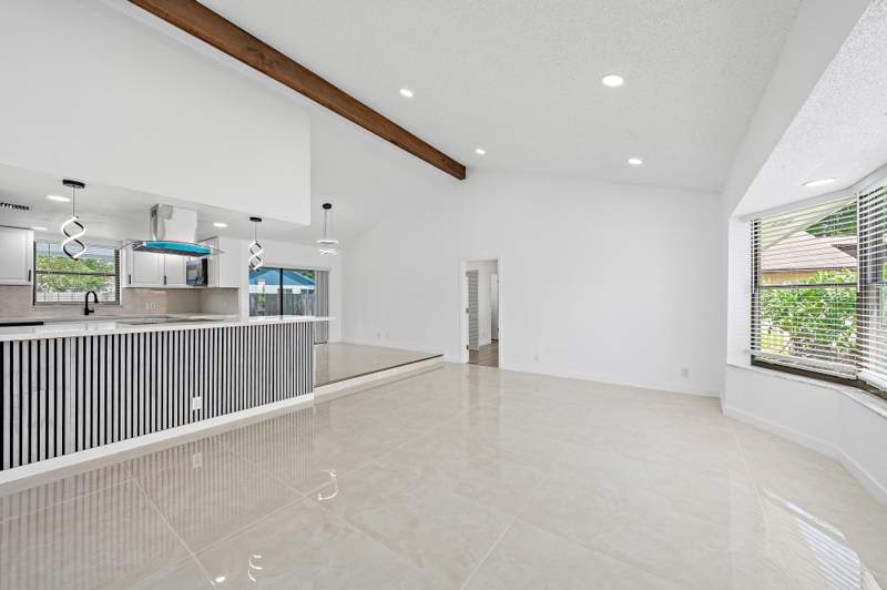 3 bedroom Single Family Residence at 1633 Woods Bend Road, Woods The, West Palm Beach — photo 3