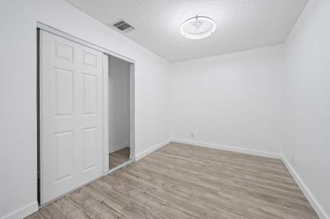 1633 Woods Bend Road, West Palm Beach FL - photo 15 of 27