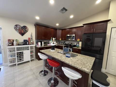 3941 Tropical Way, Palm Springs FL - photo 15 of 36